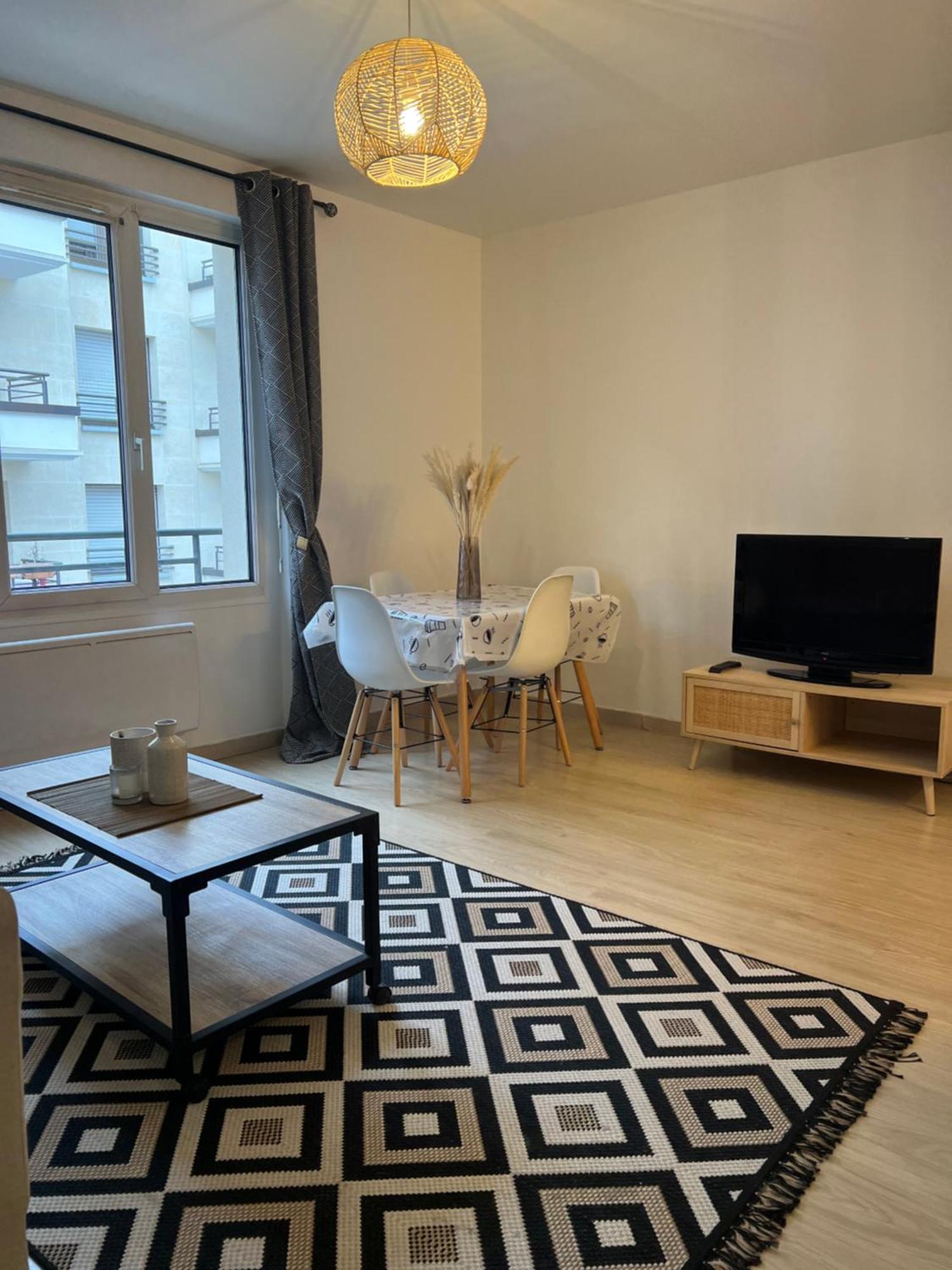 Appartement Lumineux A 2 Pas D'Enghien Montmorency Bagian luar foto