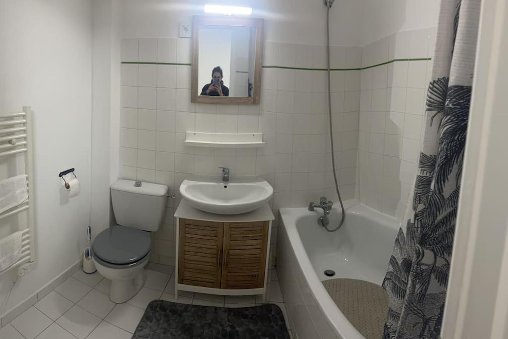 Appartement Lumineux A 2 Pas D'Enghien Montmorency Bagian luar foto