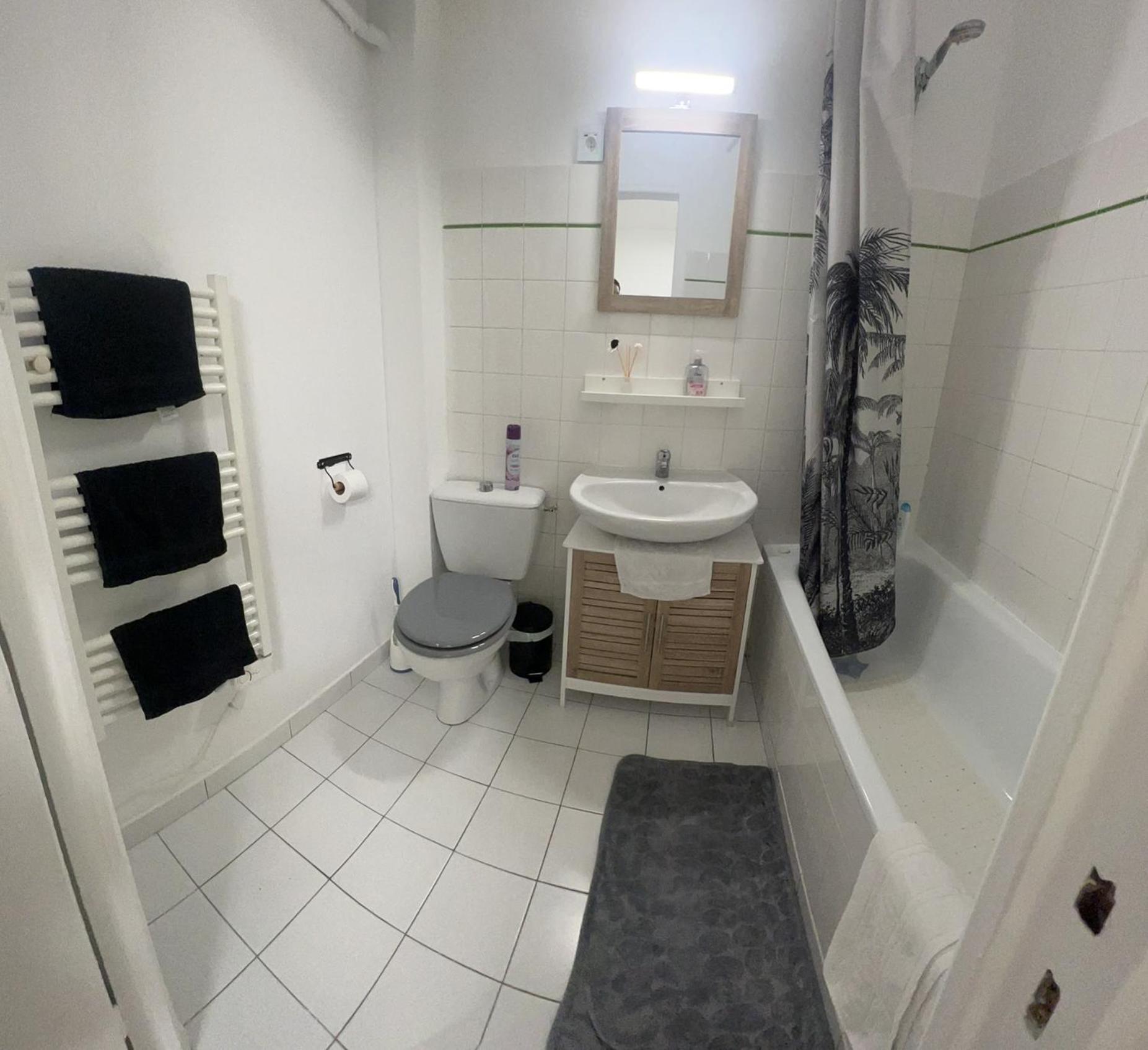 Appartement Lumineux A 2 Pas D'Enghien Montmorency Bagian luar foto